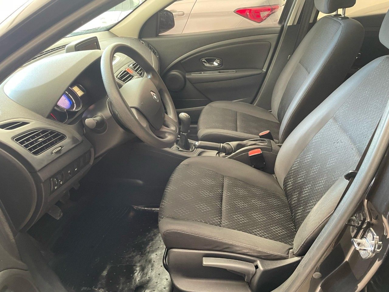 Renault Fluence Usado Financiado en Mendoza, deRuedas
