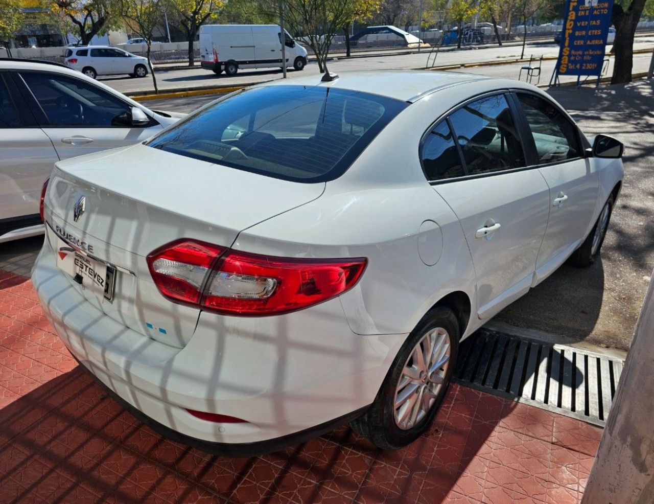 Renault Fluence Usado Financiado en Mendoza, deRuedas
