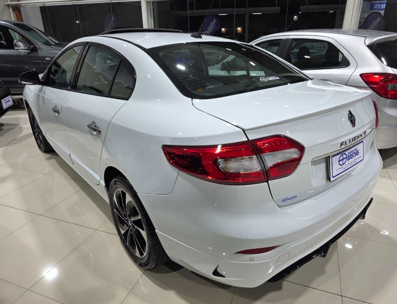 Renault Fluence Usado Financiado en Mendoza, deRuedas