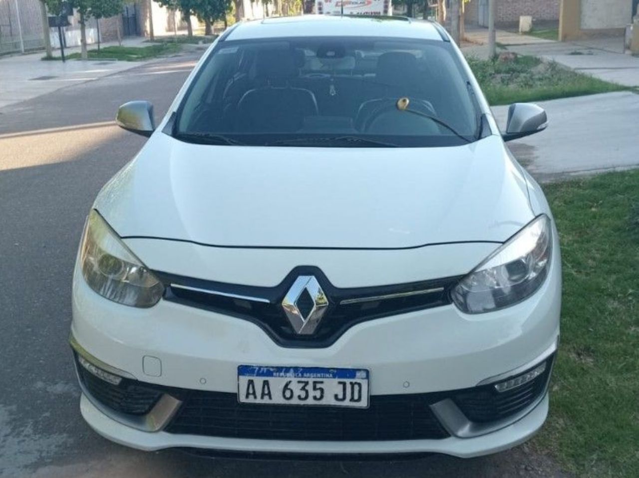 Renault Fluence Usado en San Juan, deRuedas