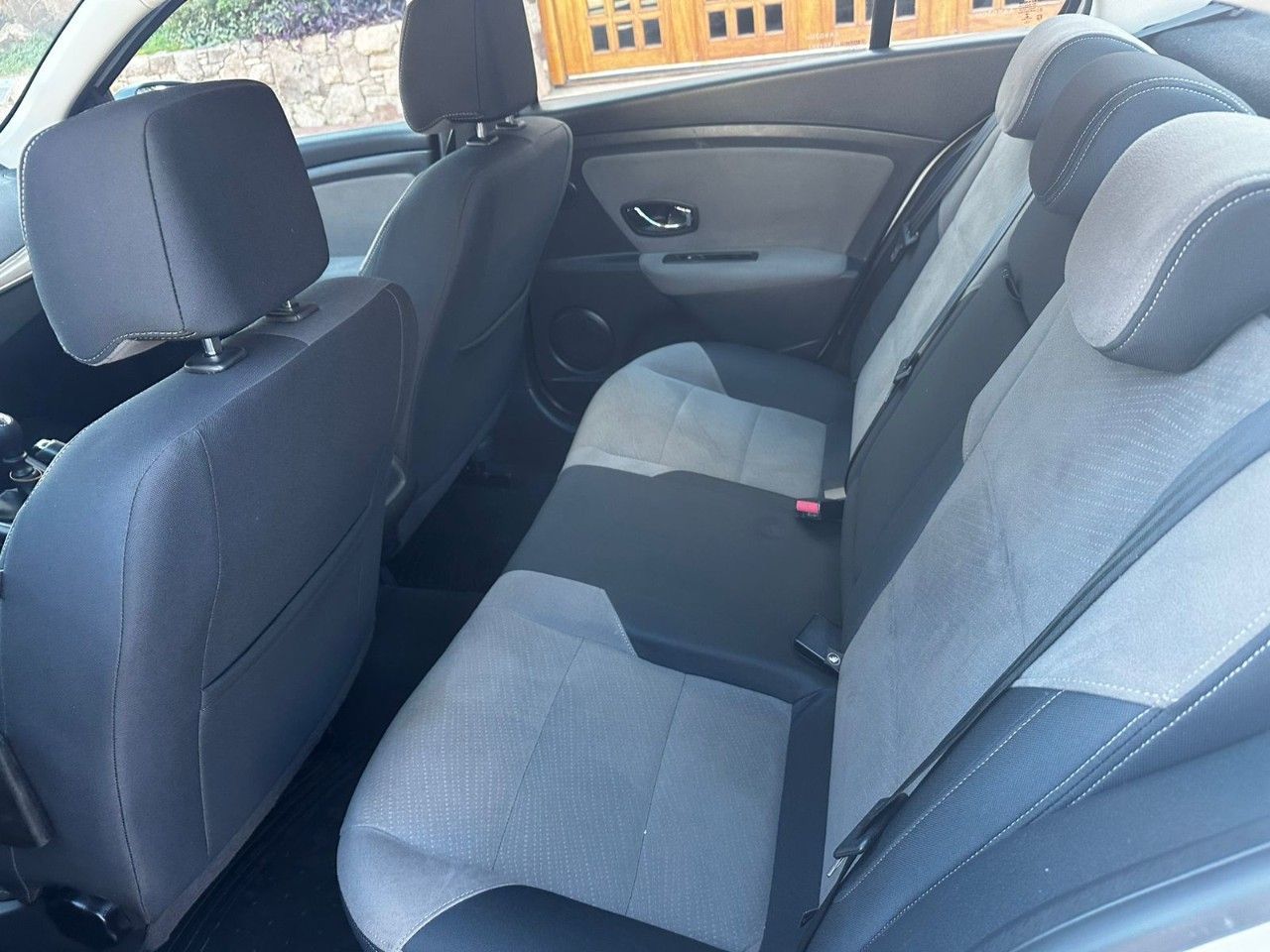 Renault Fluence Usado Financiado en Córdoba, deRuedas