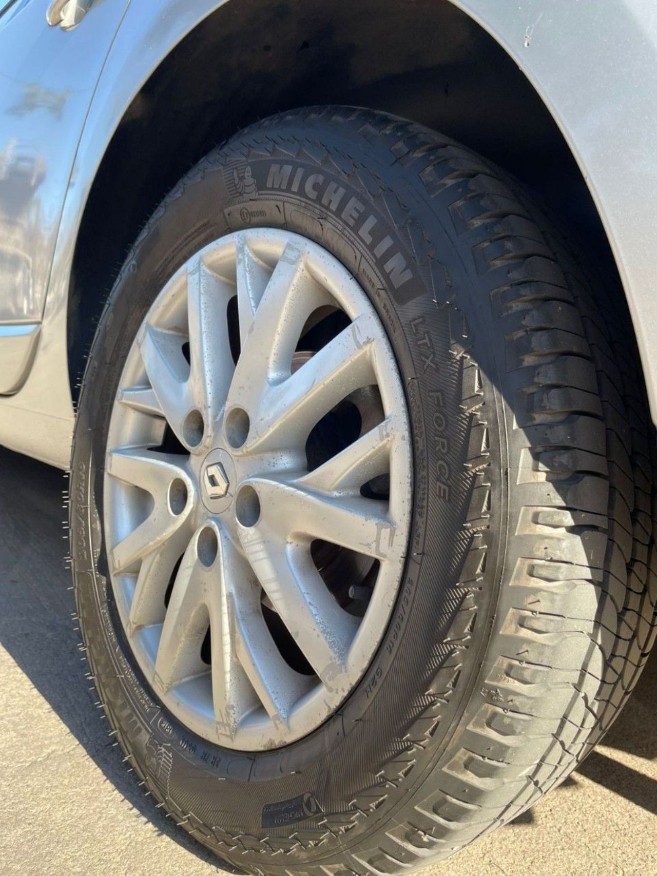 Renault Fluence Usado Financiado en Córdoba, deRuedas