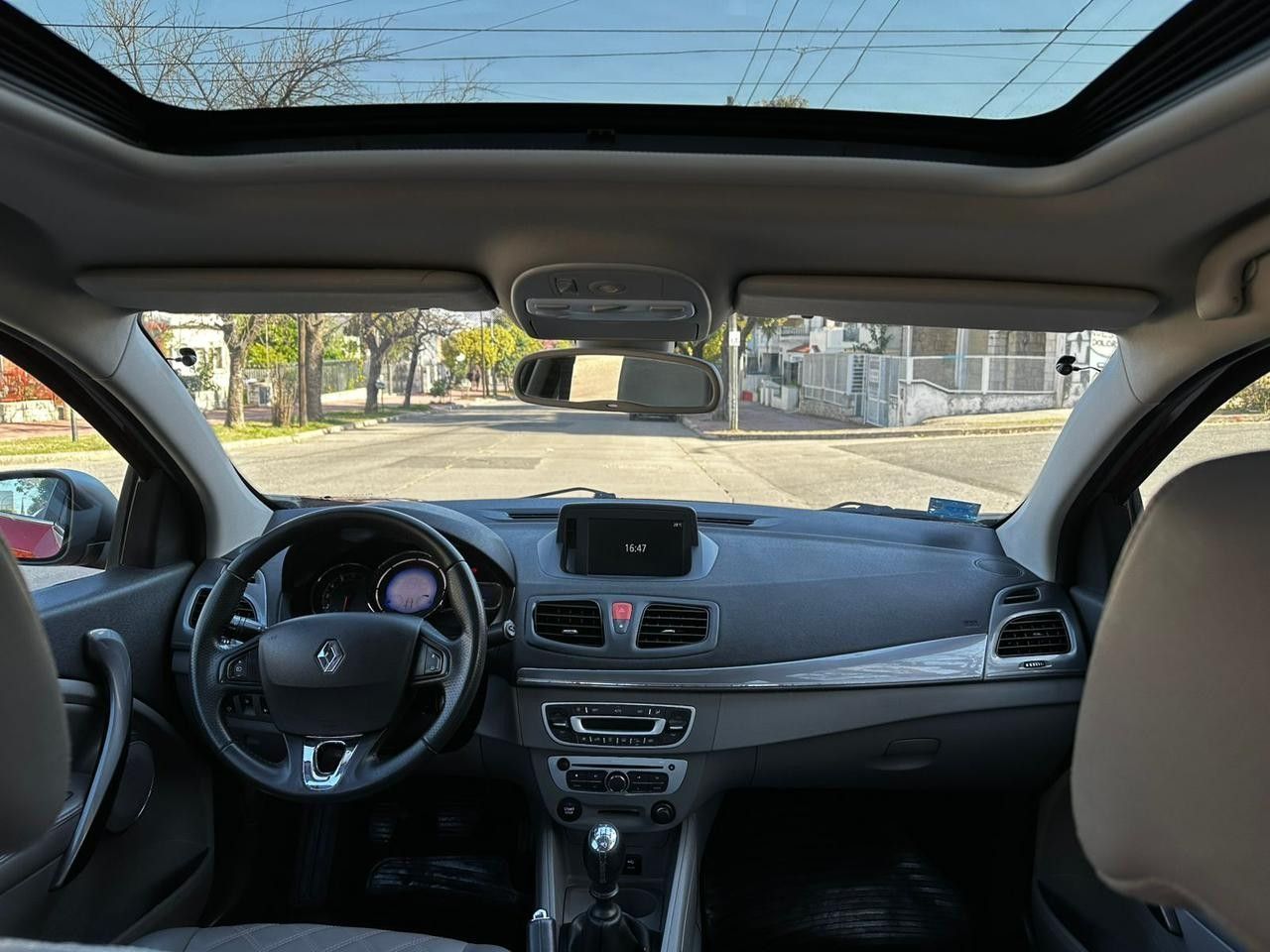 Renault Fluence Usado Financiado en Córdoba, deRuedas
