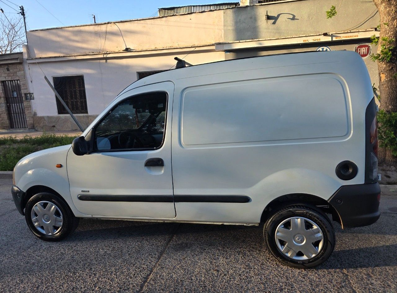 Renault Kangoo Usada en Mendoza, deRuedas