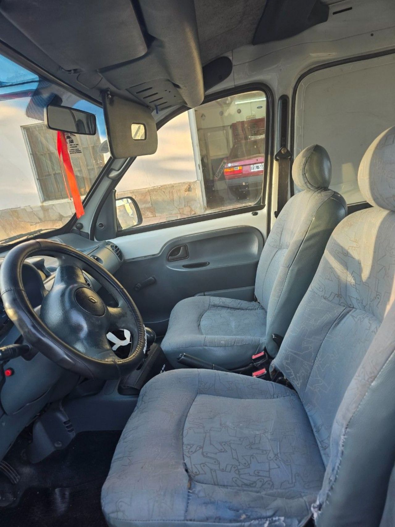 Renault Kangoo Usada en Mendoza, deRuedas
