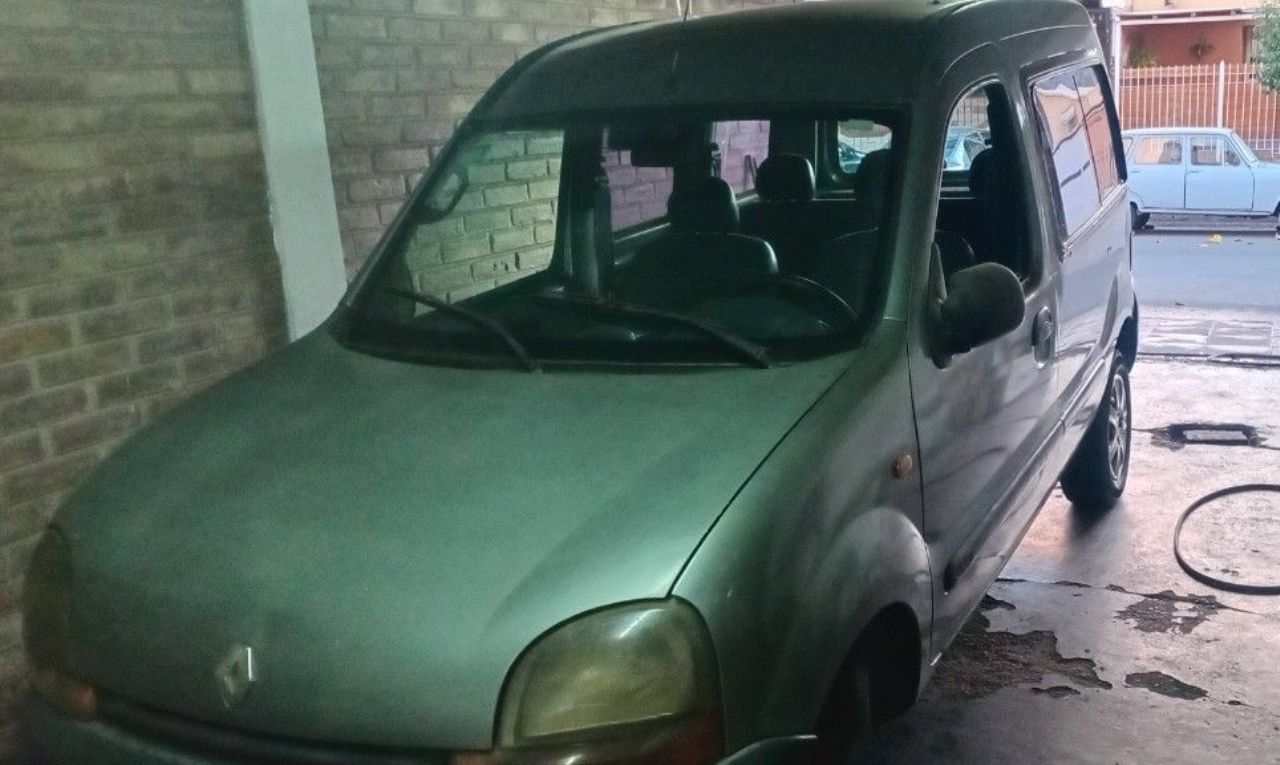 Renault Kangoo Usada en Mendoza, deRuedas