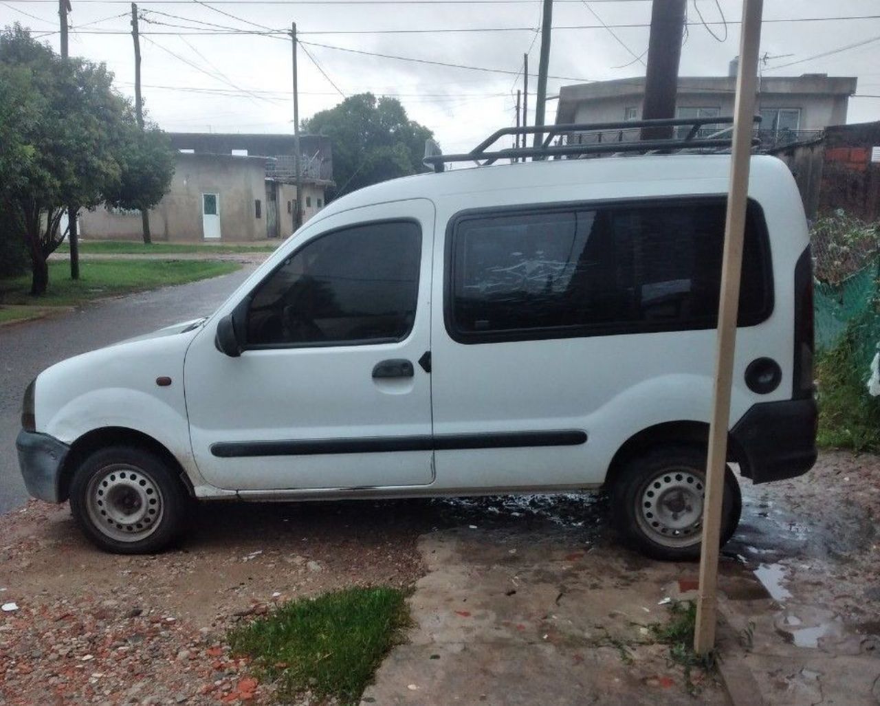 Renault Kangoo Usada en Buenos Aires, deRuedas