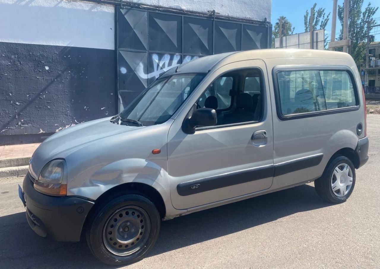 Renault Kangoo Usada en Mendoza, deRuedas