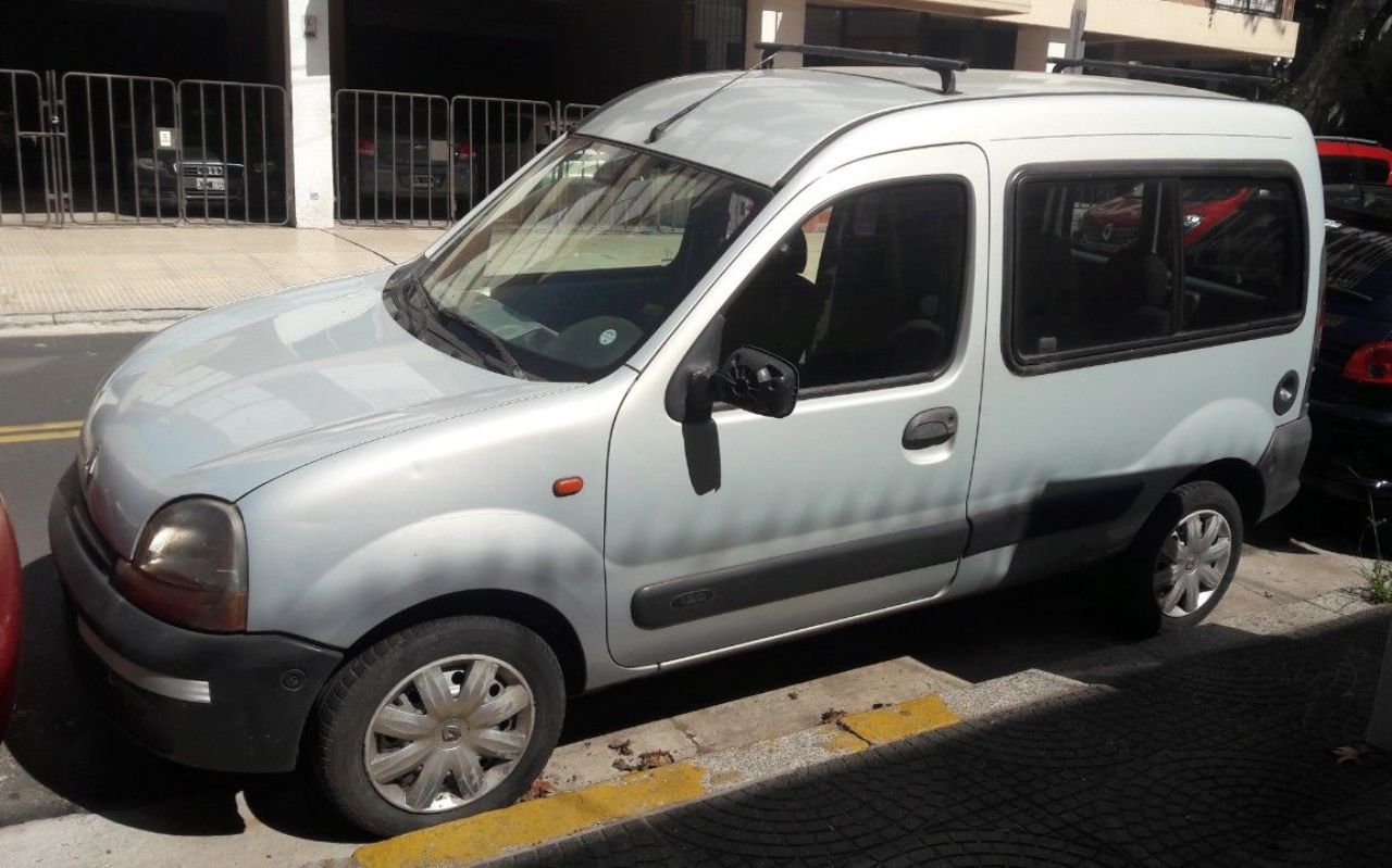 Renault Kangoo Usada en Buenos Aires, deRuedas