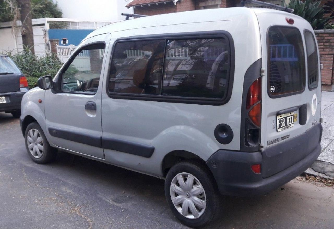 Renault Kangoo Usada en Buenos Aires, deRuedas