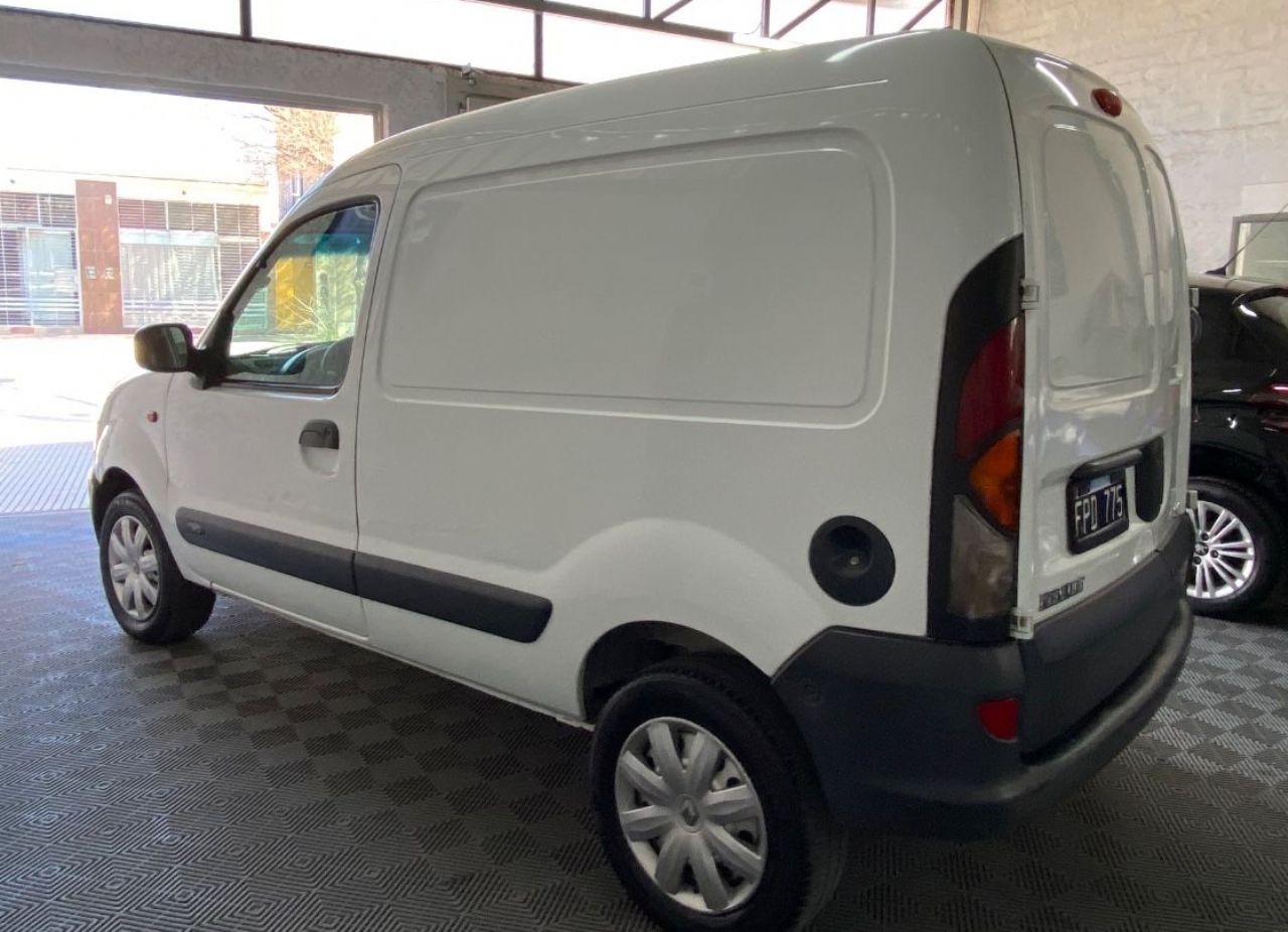 Renault Kangoo Usada en Mendoza, deRuedas