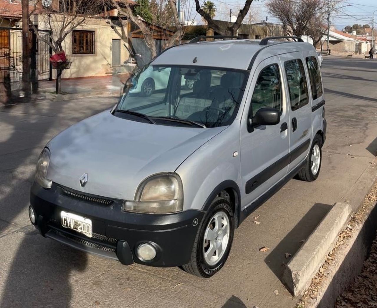 Renault Kangoo Usada en Mendoza, deRuedas