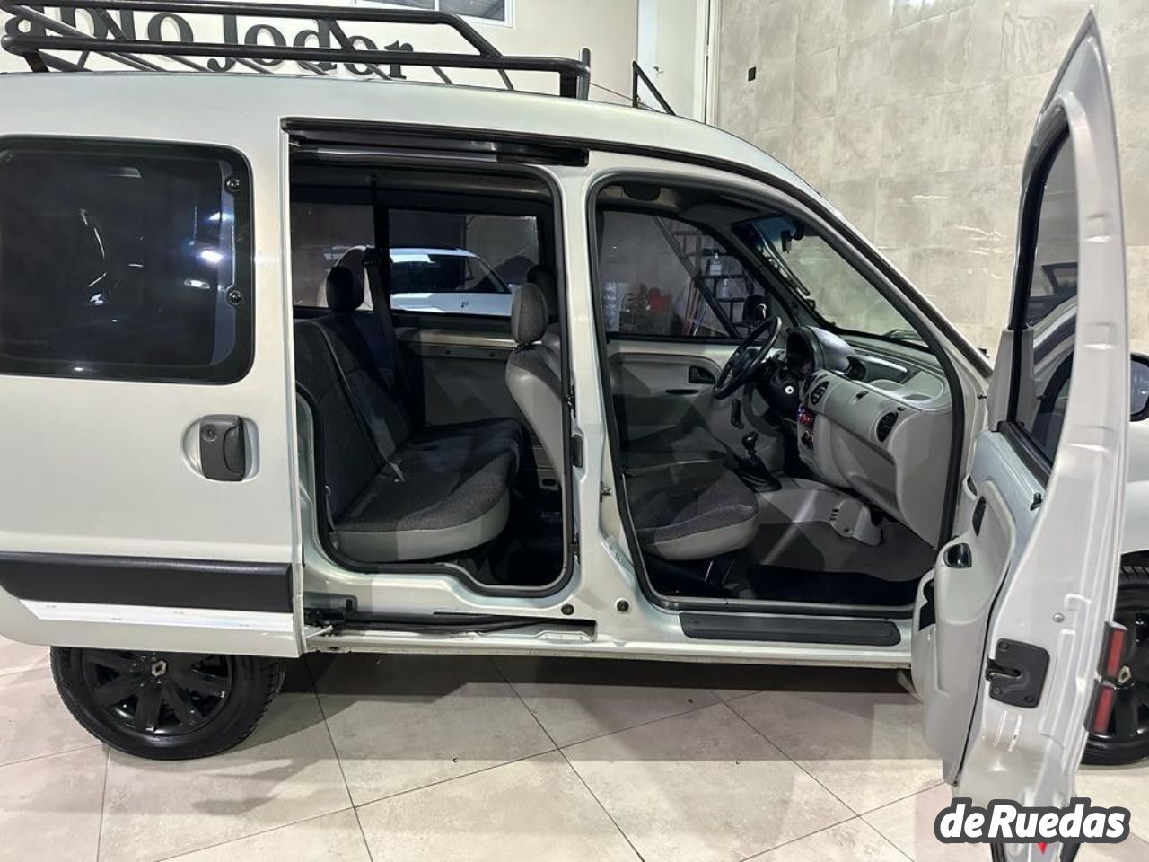 Renault Kangoo Usada en Buenos Aires, deRuedas