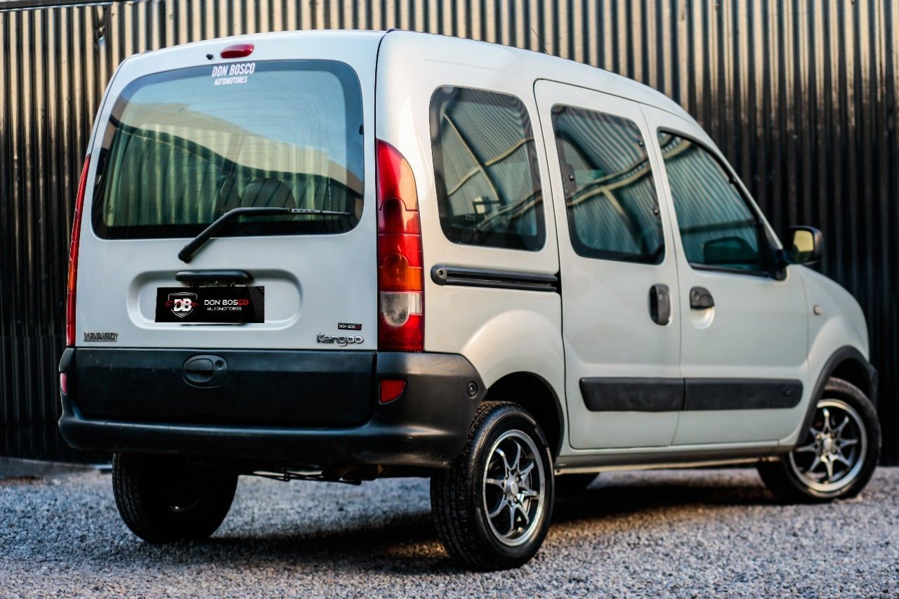 Renault Kangoo Usada Financiado en Córdoba, deRuedas