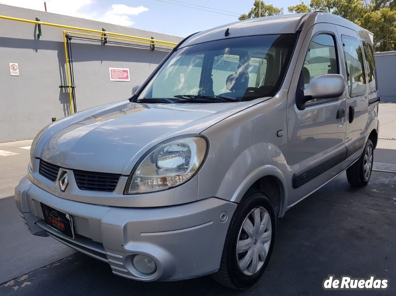 Renault Kangoo Usada en Mendoza, deRuedas