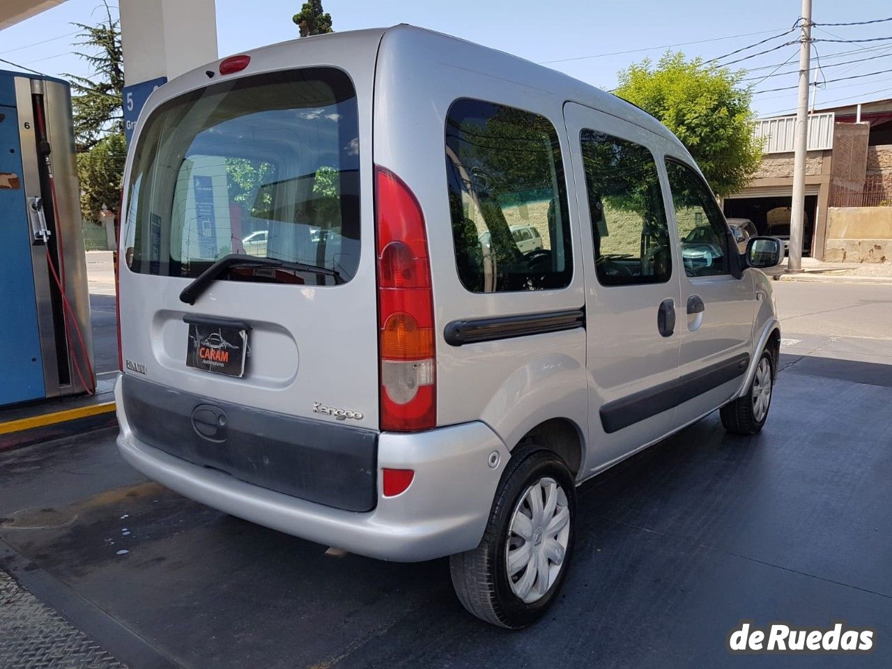 Renault Kangoo Usada en Mendoza, deRuedas