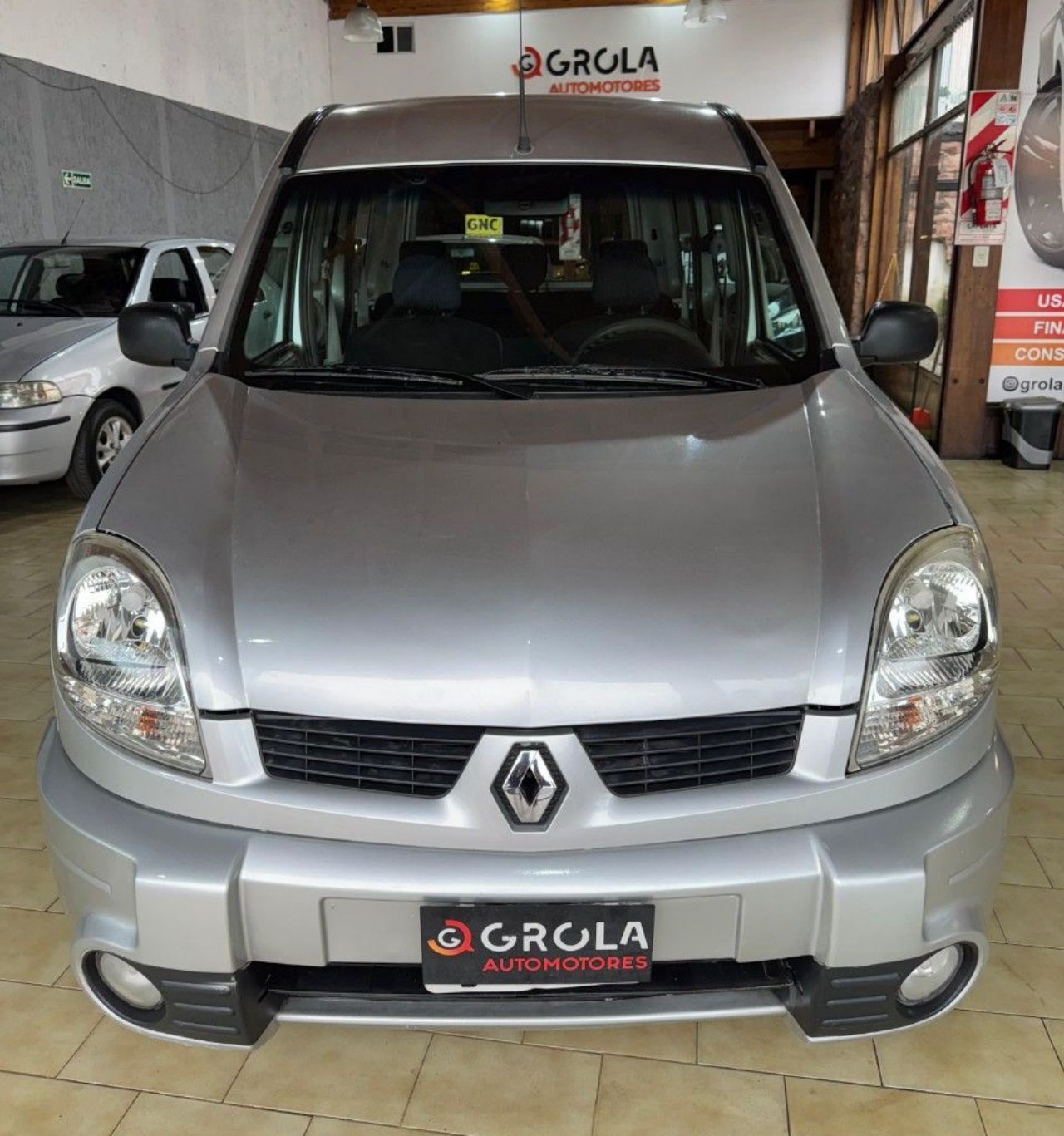 Renault Kangoo Usada Financiado en Córdoba, deRuedas