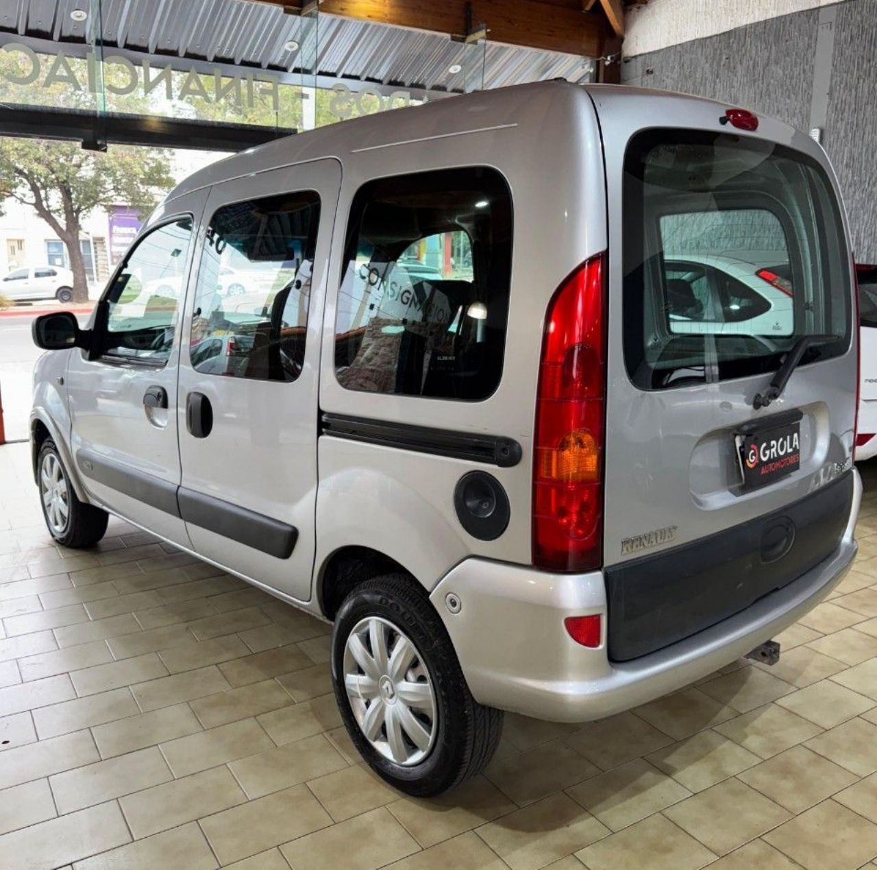 Renault Kangoo Usada Financiado en Córdoba, deRuedas