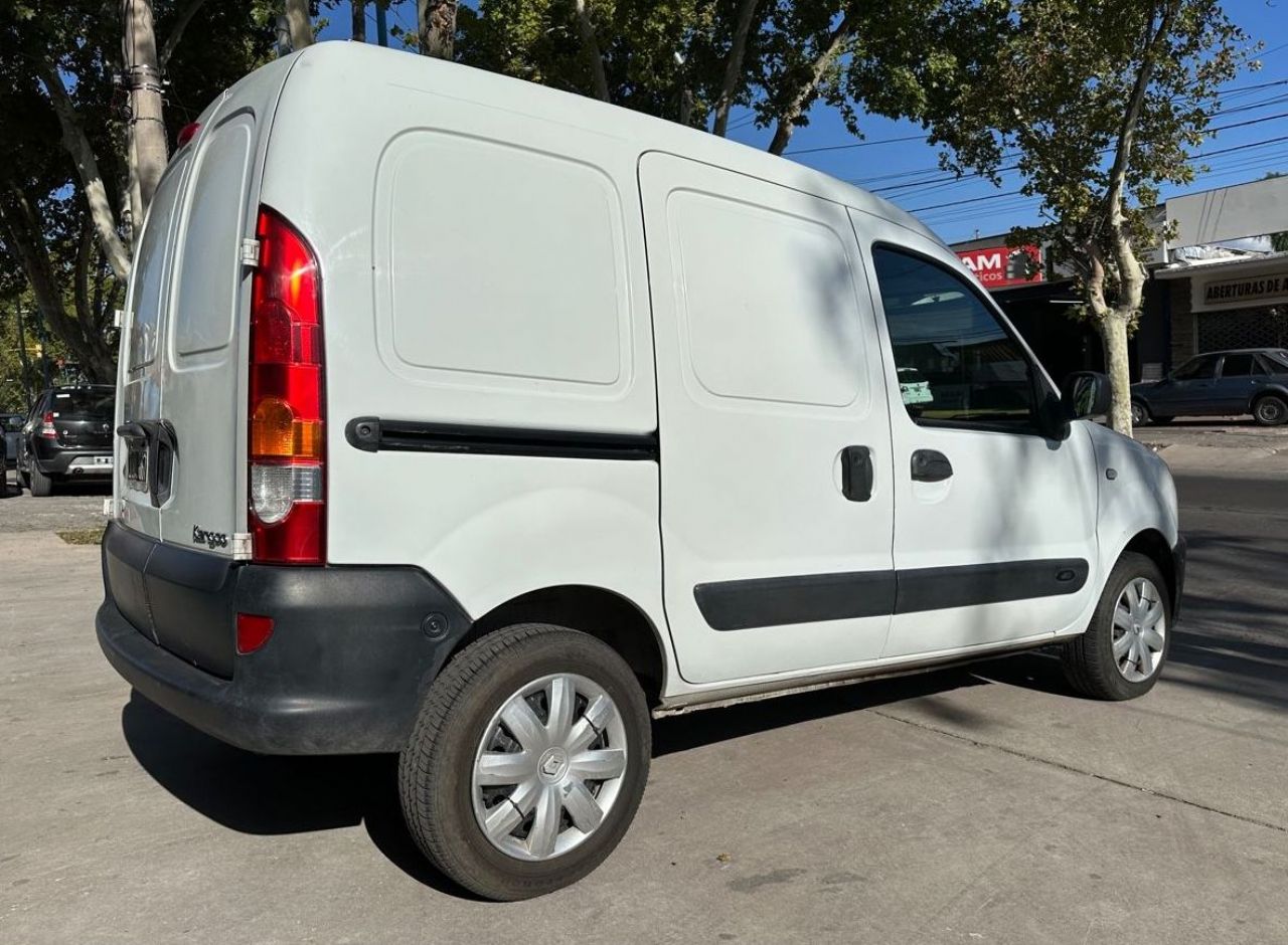 Renault Kangoo Usada en Mendoza, deRuedas