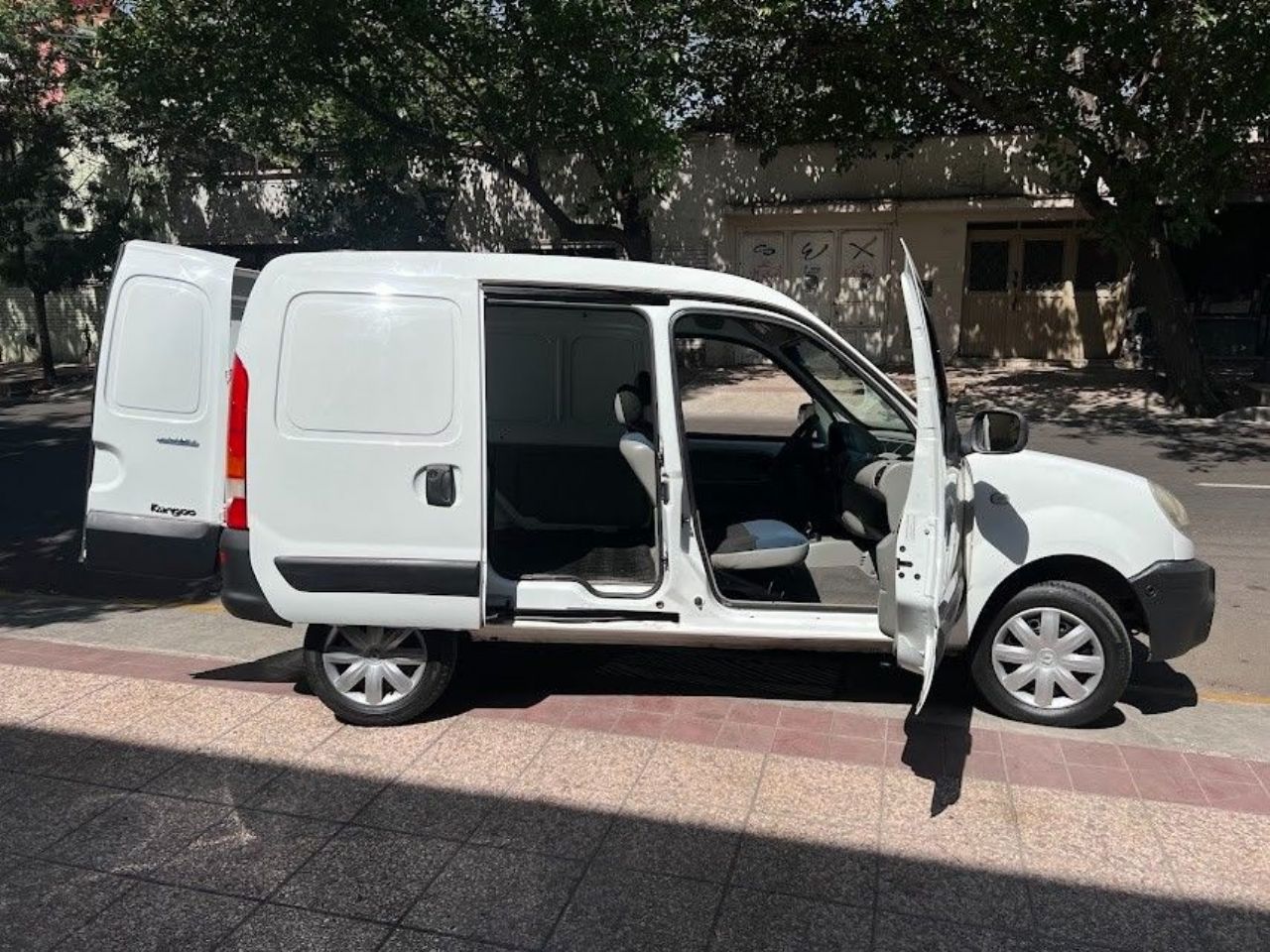 Renault Kangoo Usada Financiado en Mendoza, deRuedas