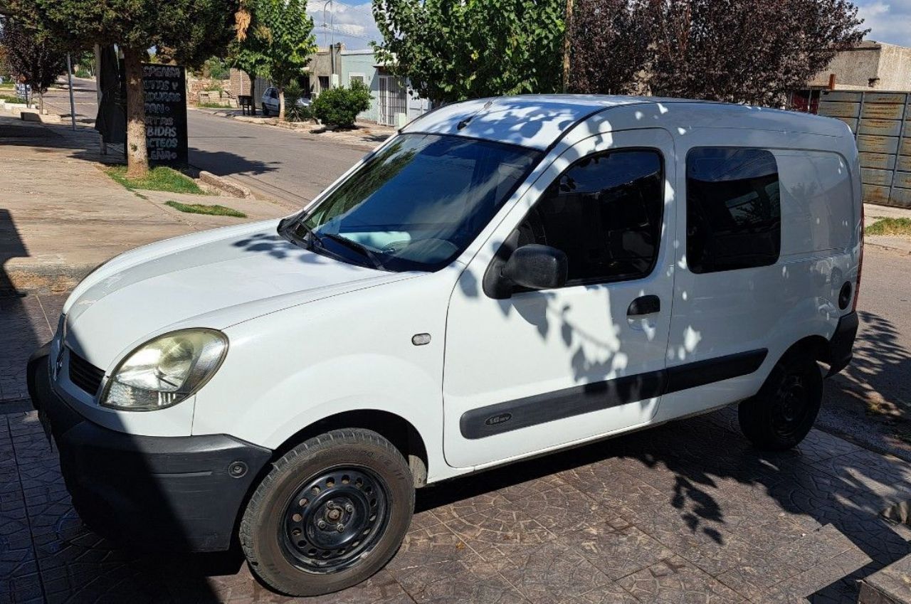 Renault Kangoo Usada en Mendoza, deRuedas