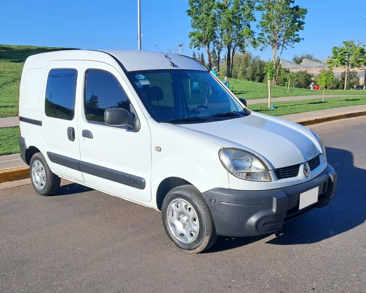 Renault Kangoo Usada Financiado en Mendoza, deRuedas