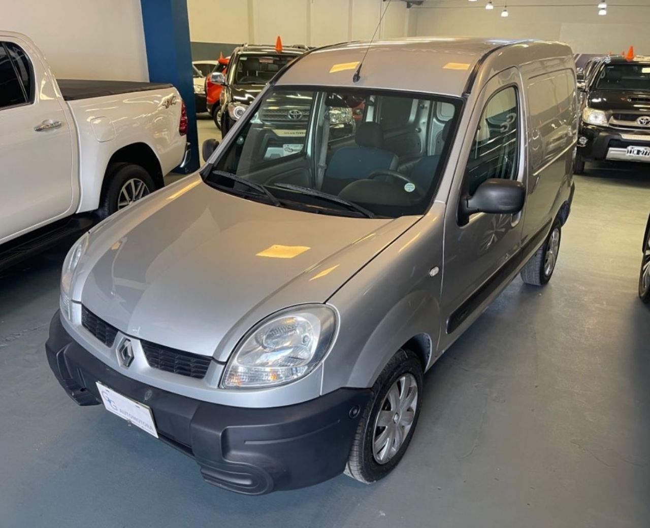 Renault Kangoo Usada en Mendoza, deRuedas
