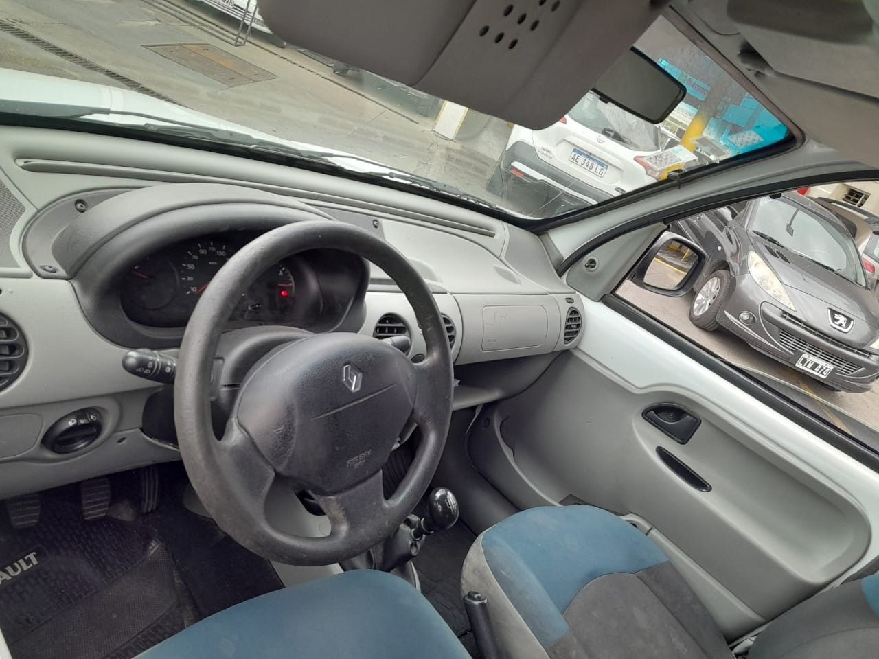 Renault Kangoo Usada en Córdoba, deRuedas