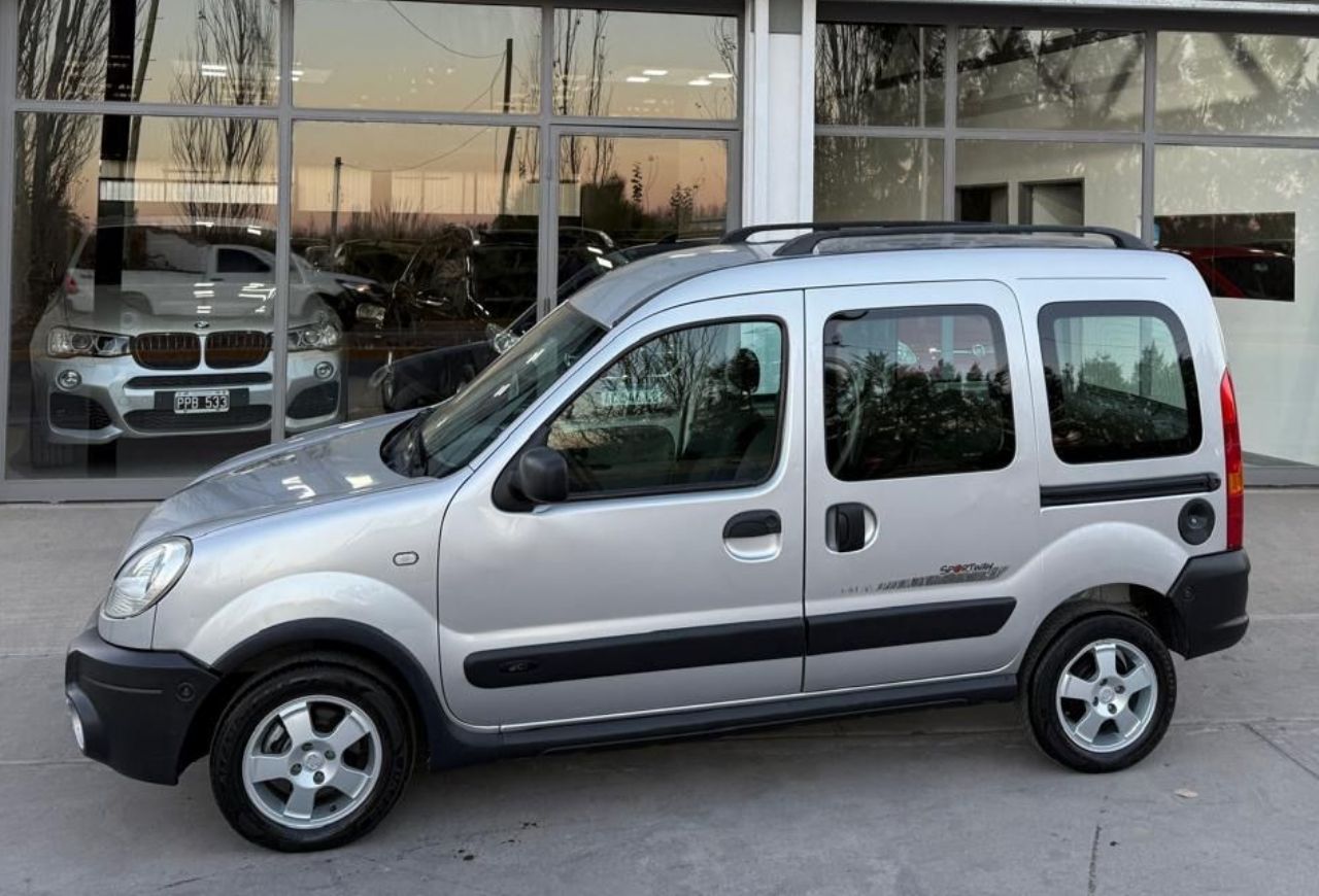 Renault Kangoo Usada en Mendoza, deRuedas