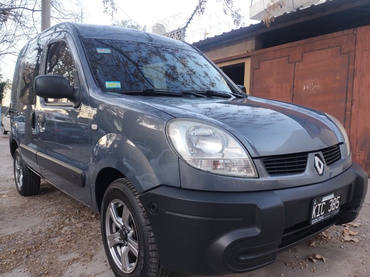 Renault Kangoo Usada en Mendoza, deRuedas