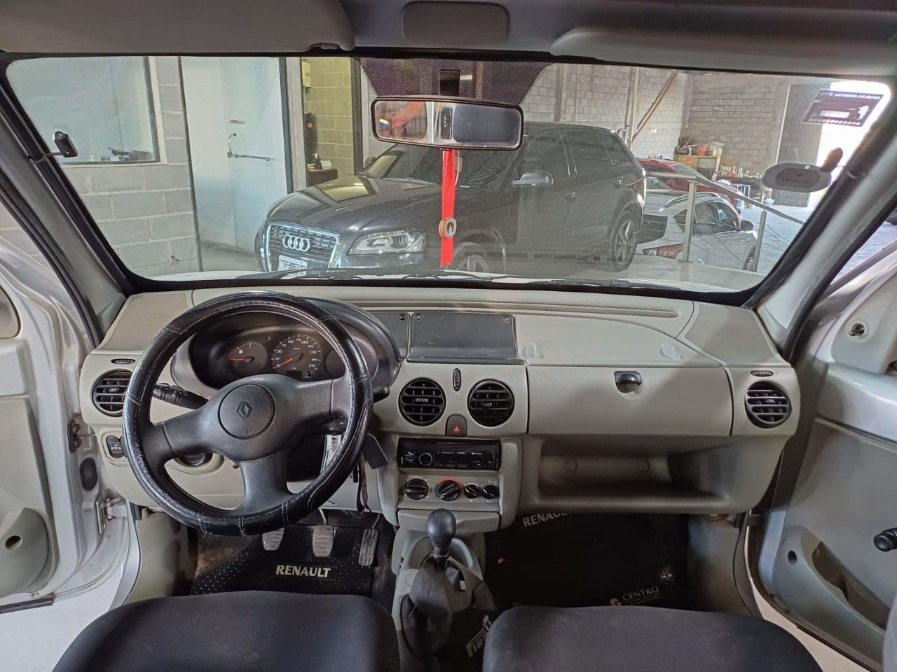 Renault Kangoo Usada Financiado en Córdoba, deRuedas