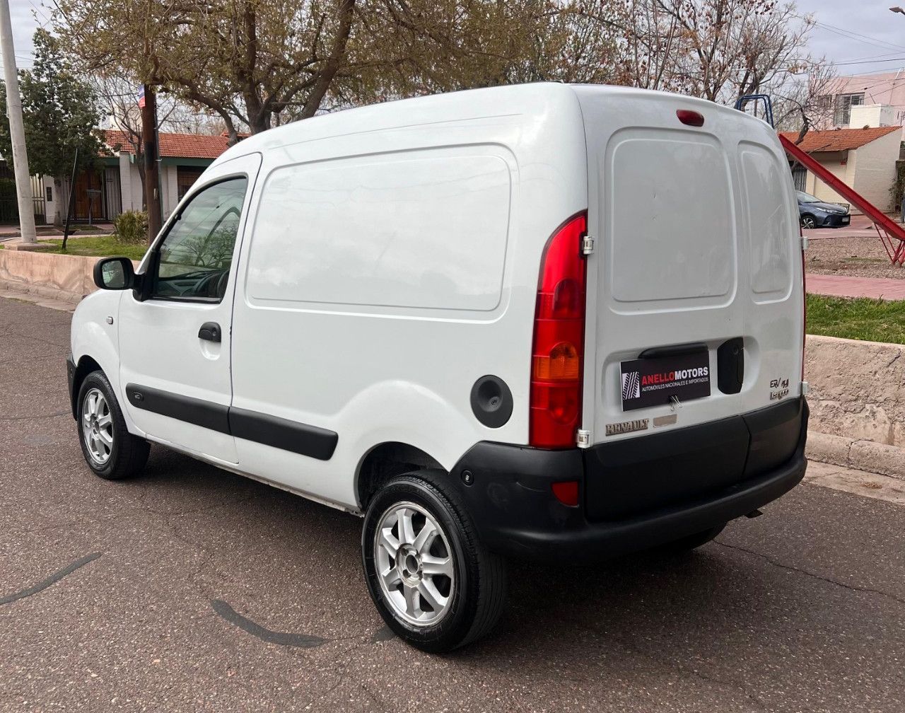 Renault Kangoo Usada en Mendoza, deRuedas