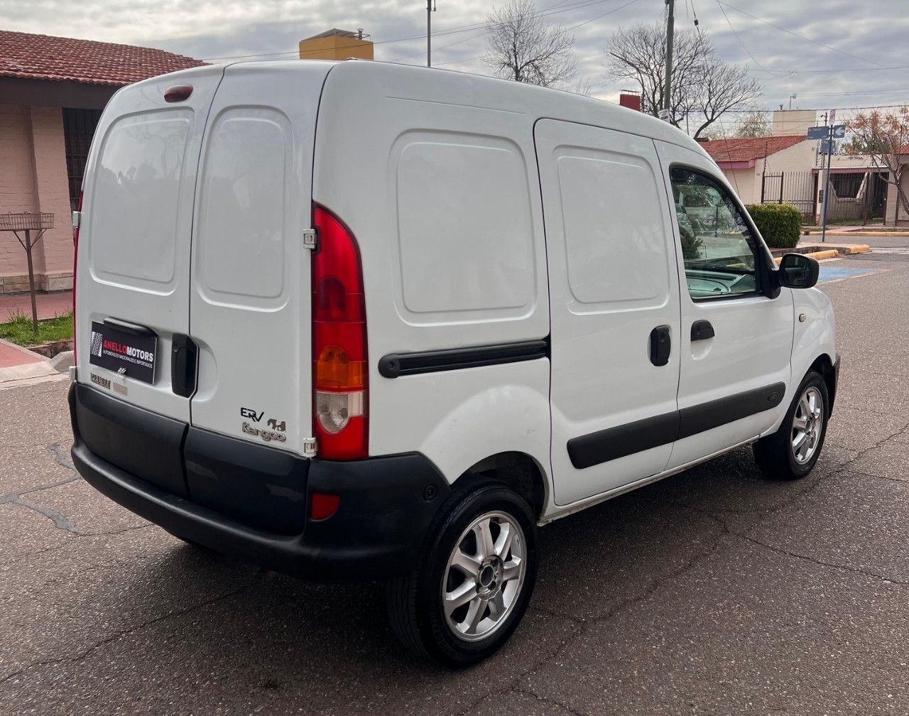 Renault Kangoo Usada en Mendoza, deRuedas