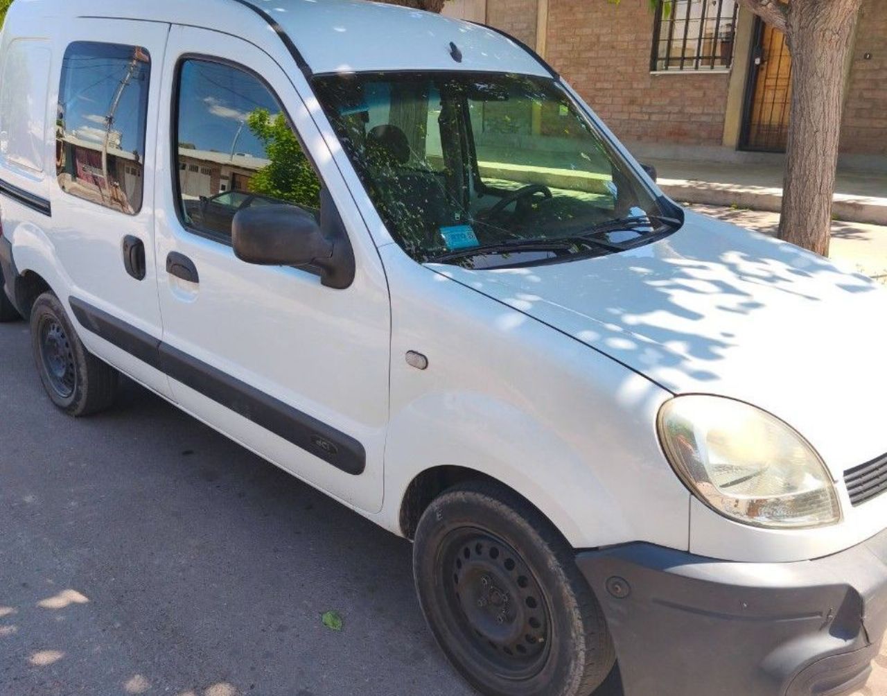 Renault Kangoo Usada en Mendoza, deRuedas
