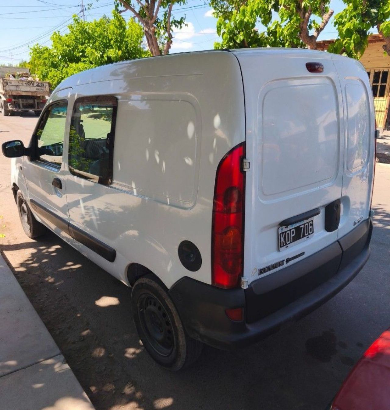 Renault Kangoo Usada en Mendoza, deRuedas