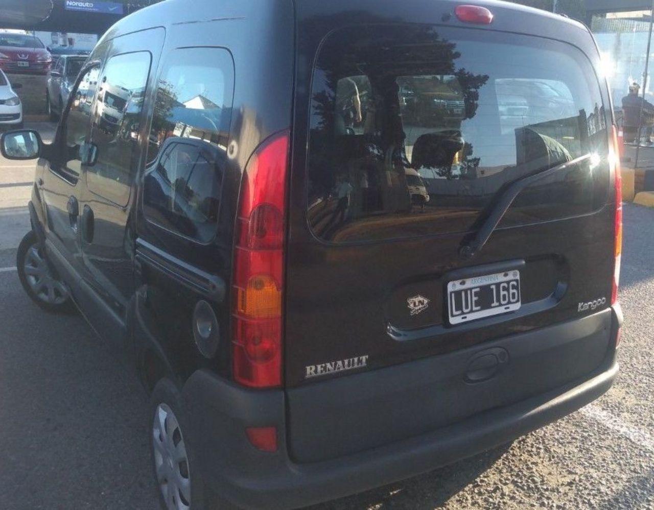 Renault Kangoo Usada en Buenos Aires, deRuedas