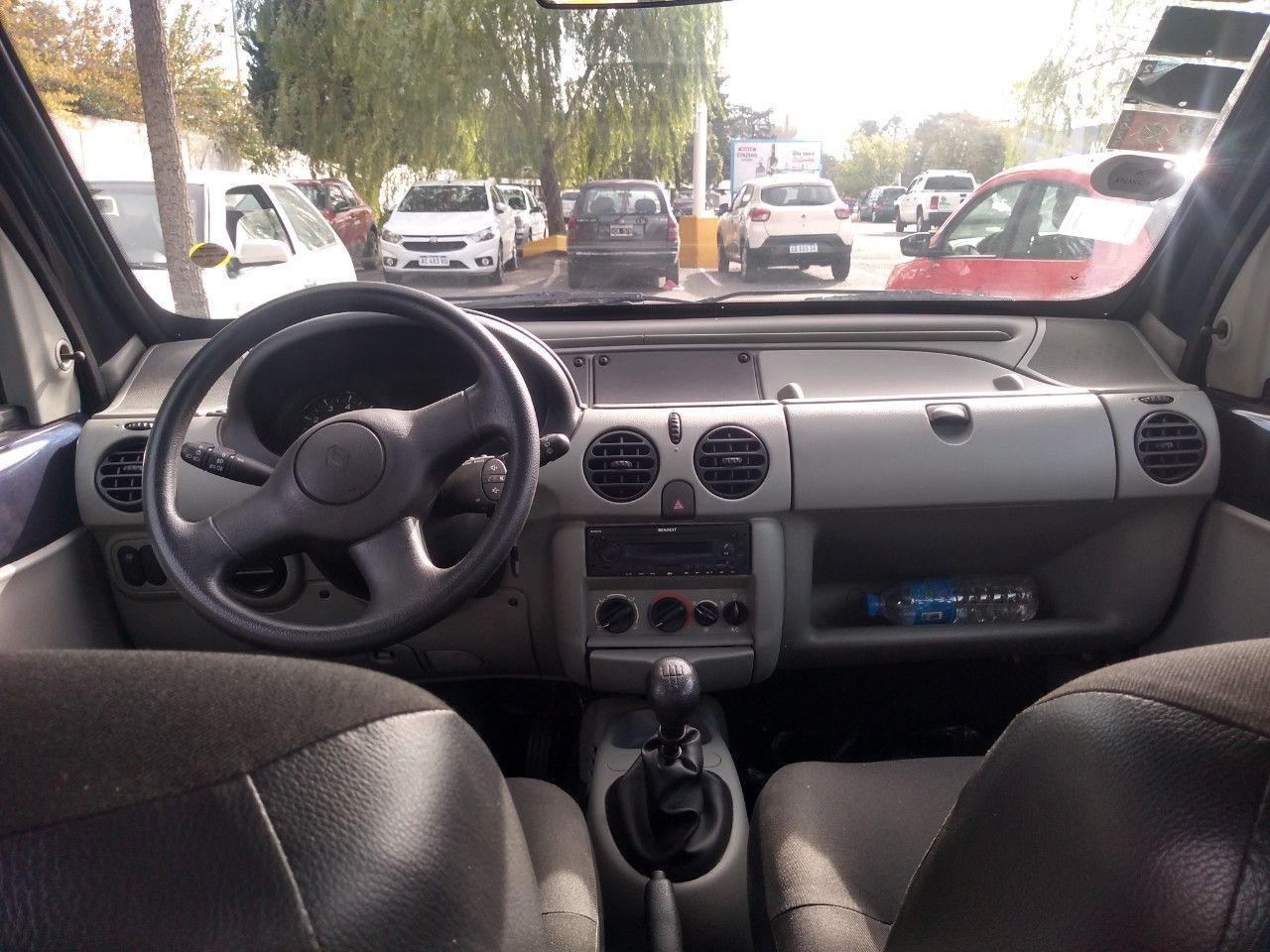 Renault Kangoo Usada en Buenos Aires, deRuedas
