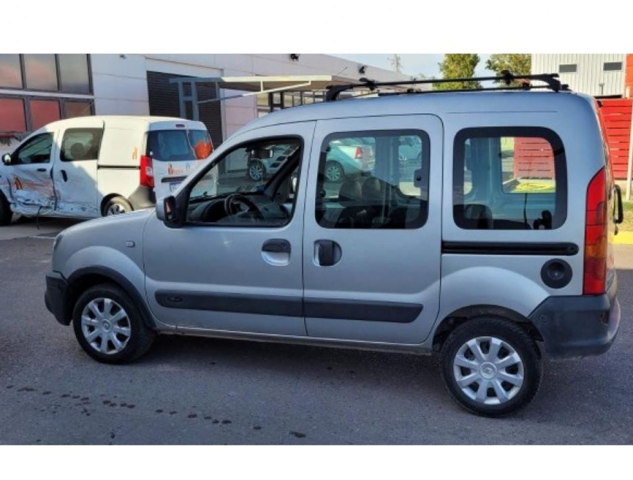 Renault Kangoo Usada en San Juan, deRuedas