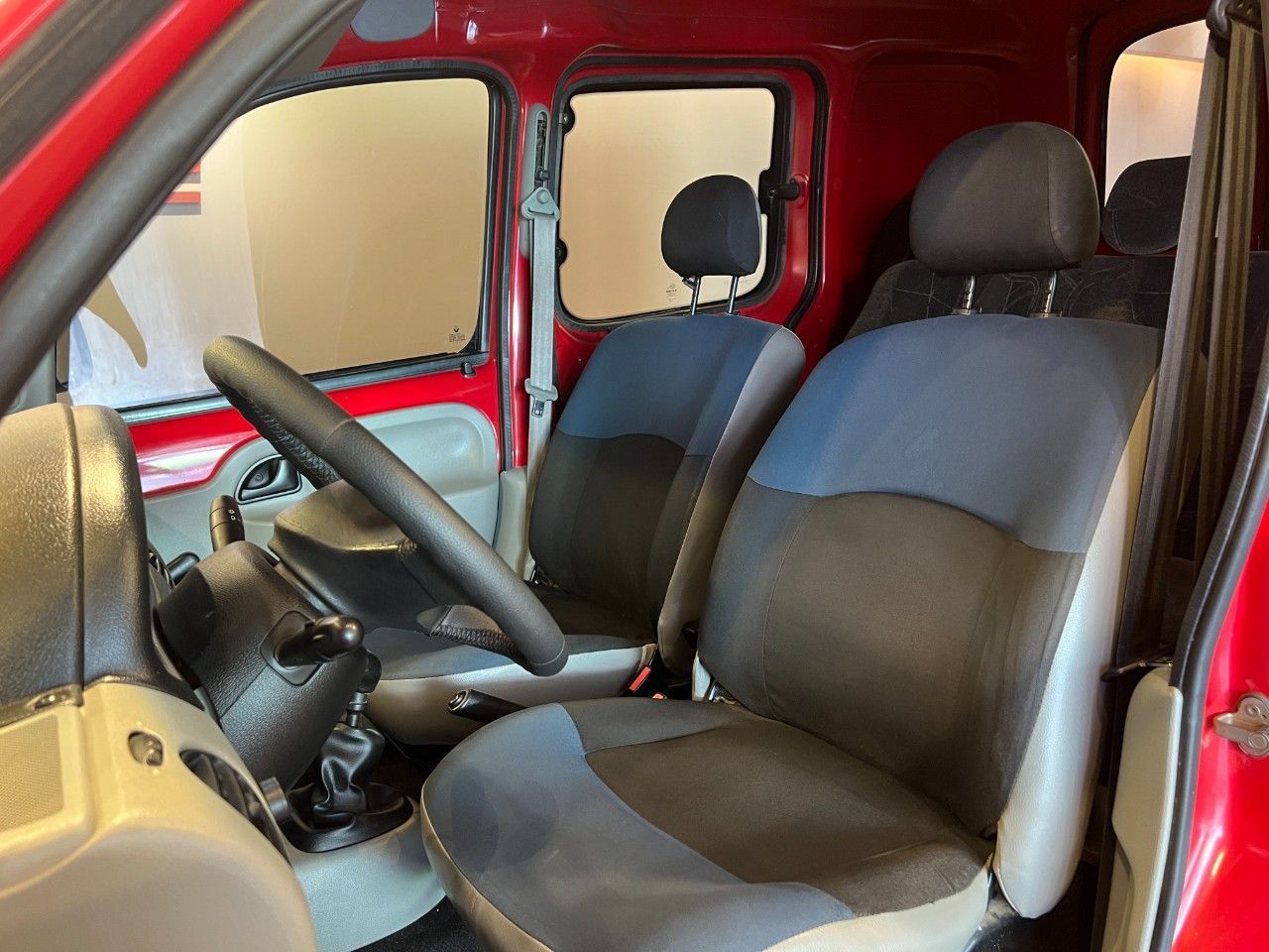Renault Kangoo Usada en Córdoba, deRuedas