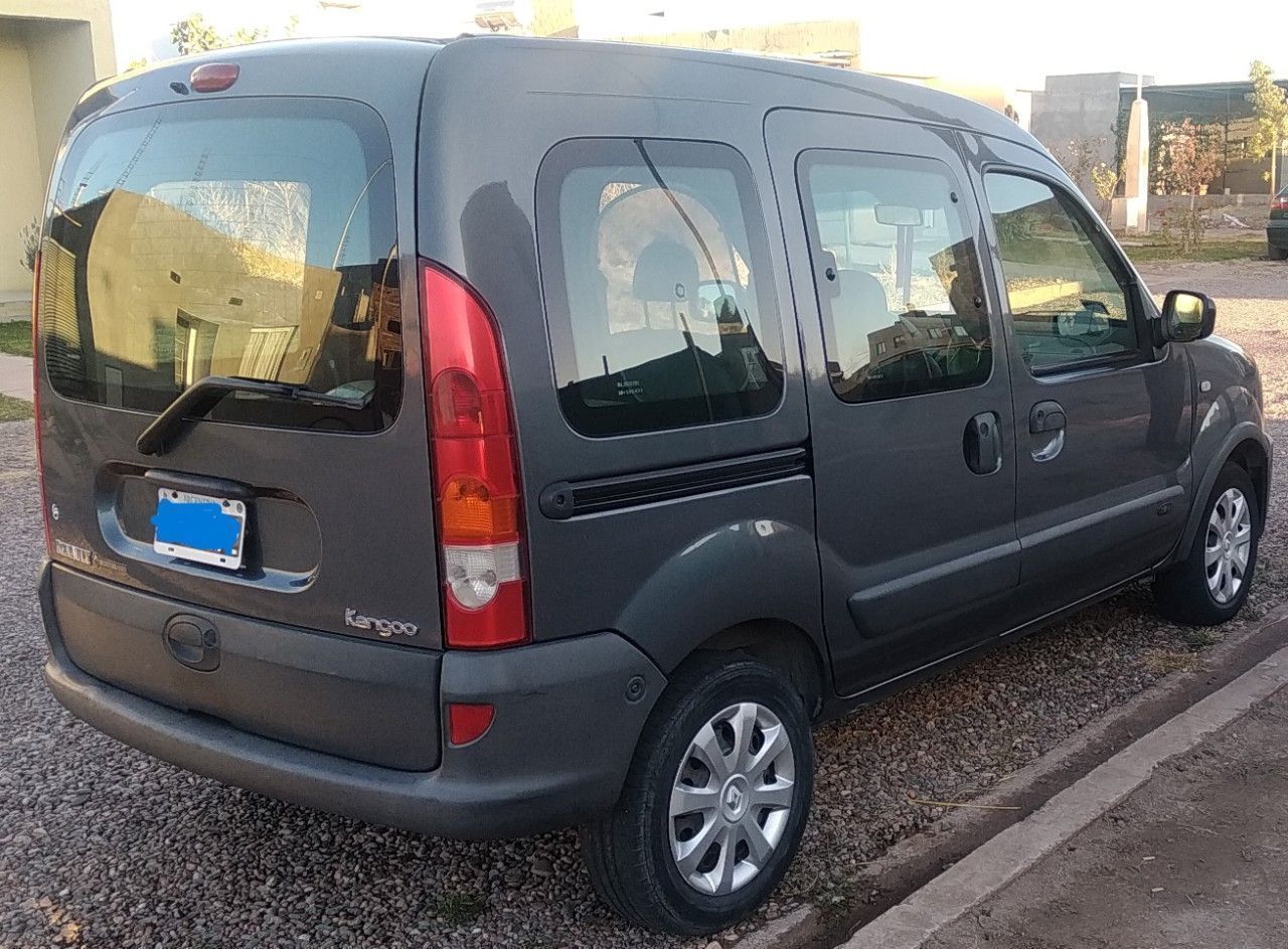 Renault Kangoo Usada en Mendoza, deRuedas