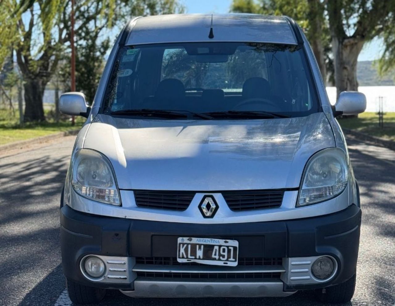 Renault Kangoo Usada en Córdoba, deRuedas