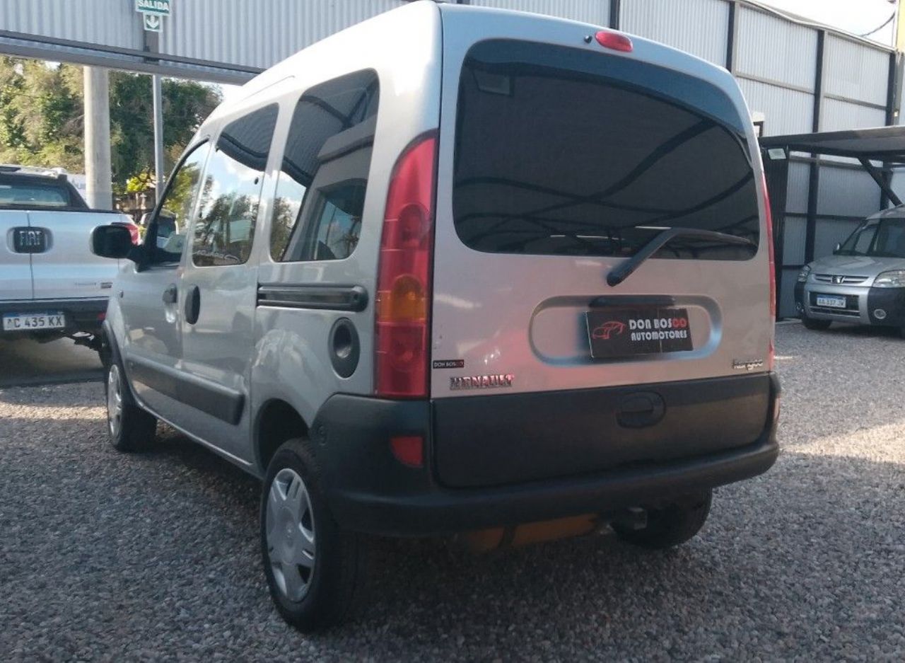 Renault Kangoo Usada Financiado en Córdoba, deRuedas