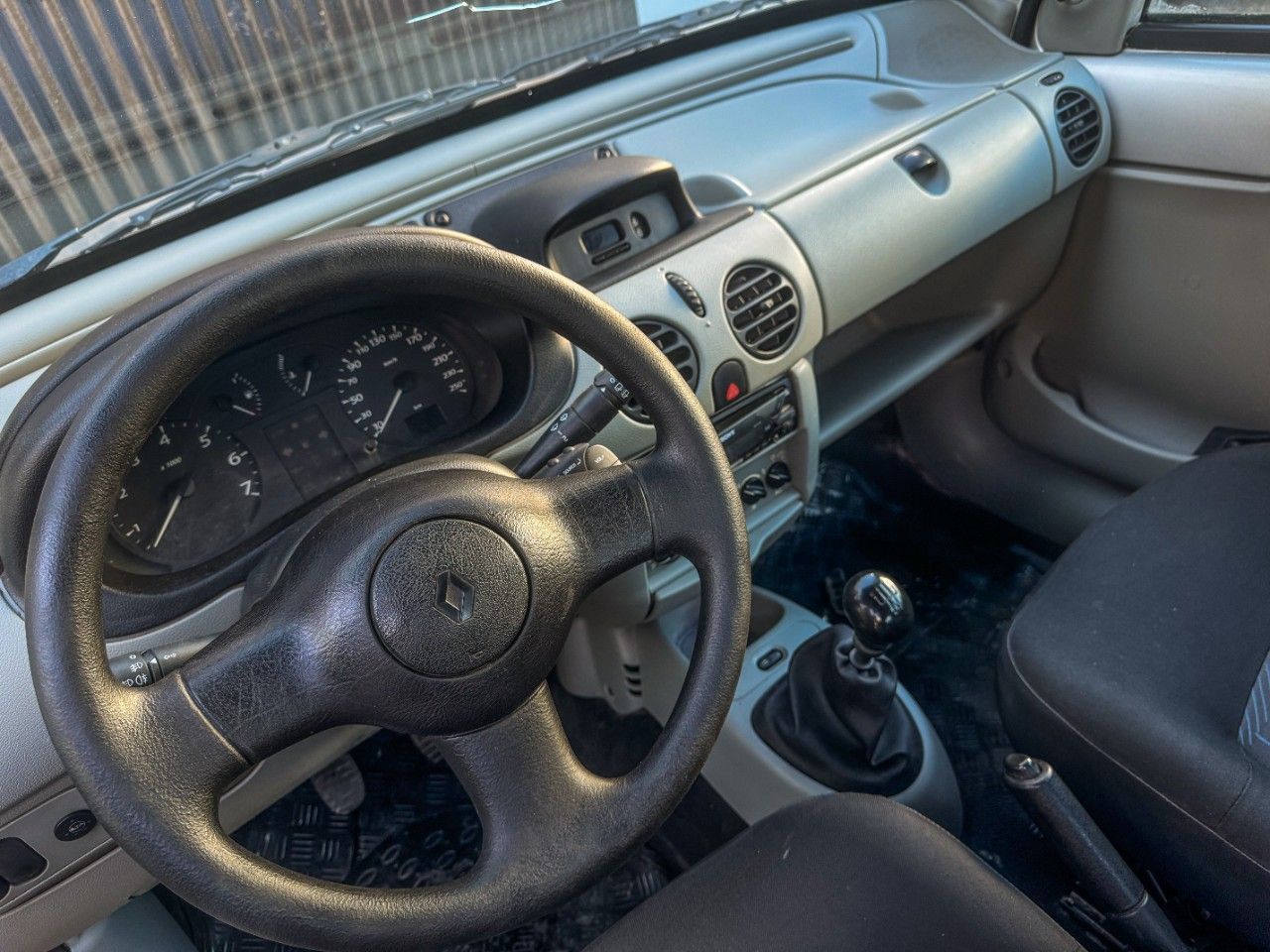 Renault Kangoo Usada Financiado en Córdoba, deRuedas