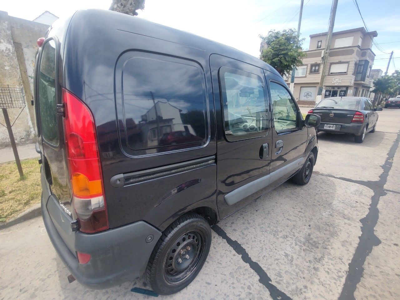 Renault Kangoo Usada en Buenos Aires, deRuedas