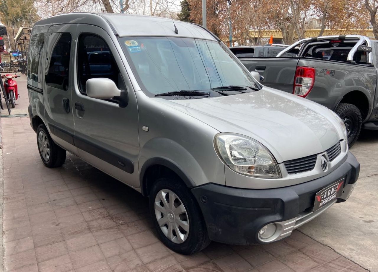 Renault Kangoo Usada en Mendoza, deRuedas