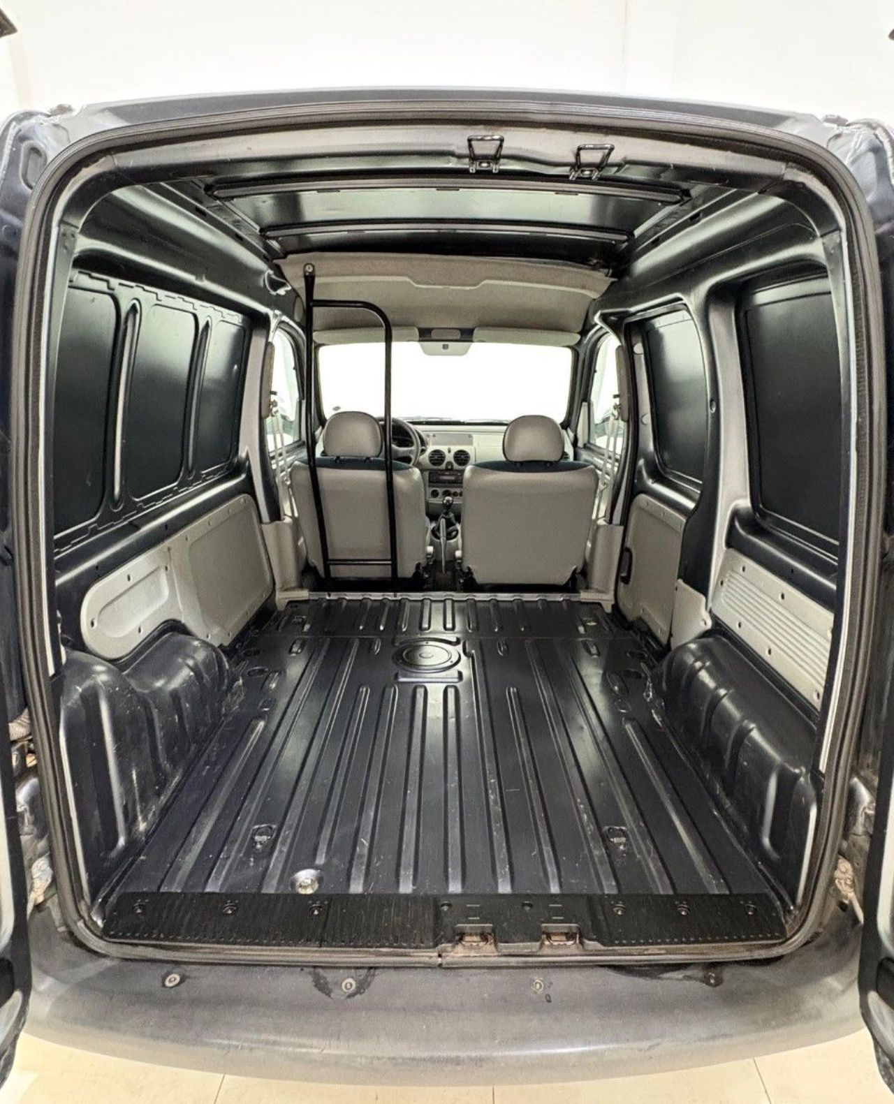 Renault Kangoo Usada Financiado en Mendoza, deRuedas