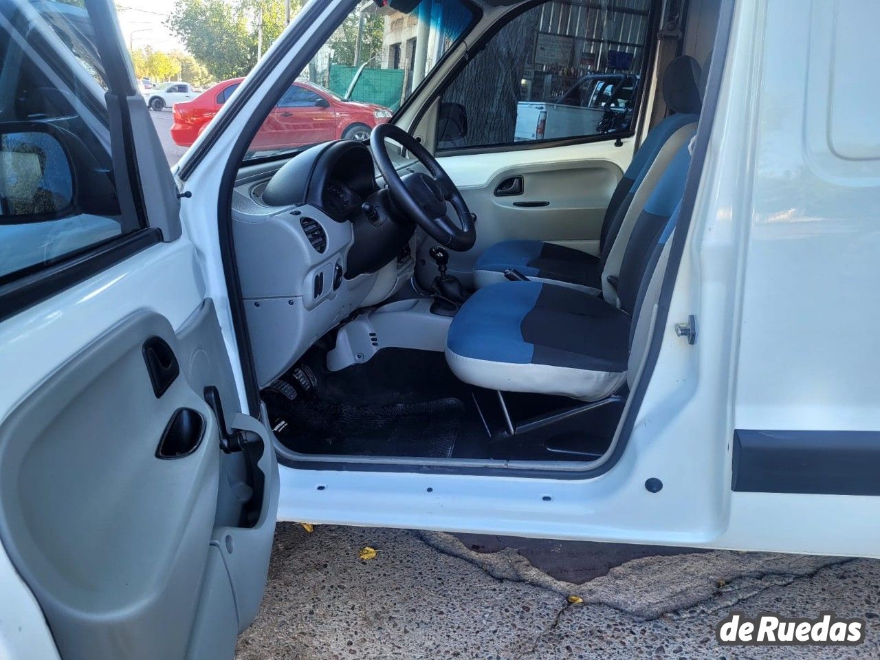 Renault Kangoo Usada en Mendoza, deRuedas