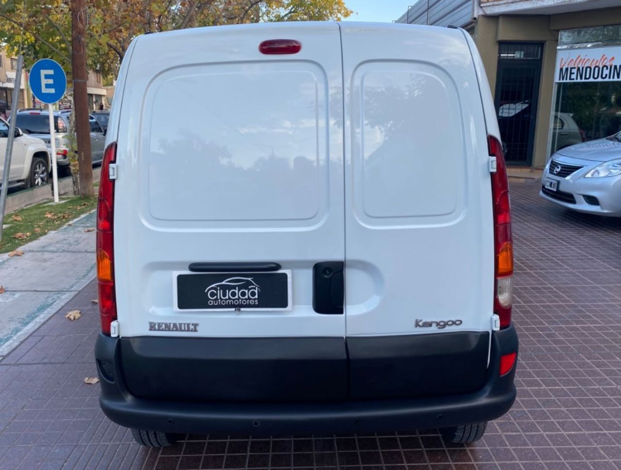 Renault Kangoo Usada en Mendoza, deRuedas