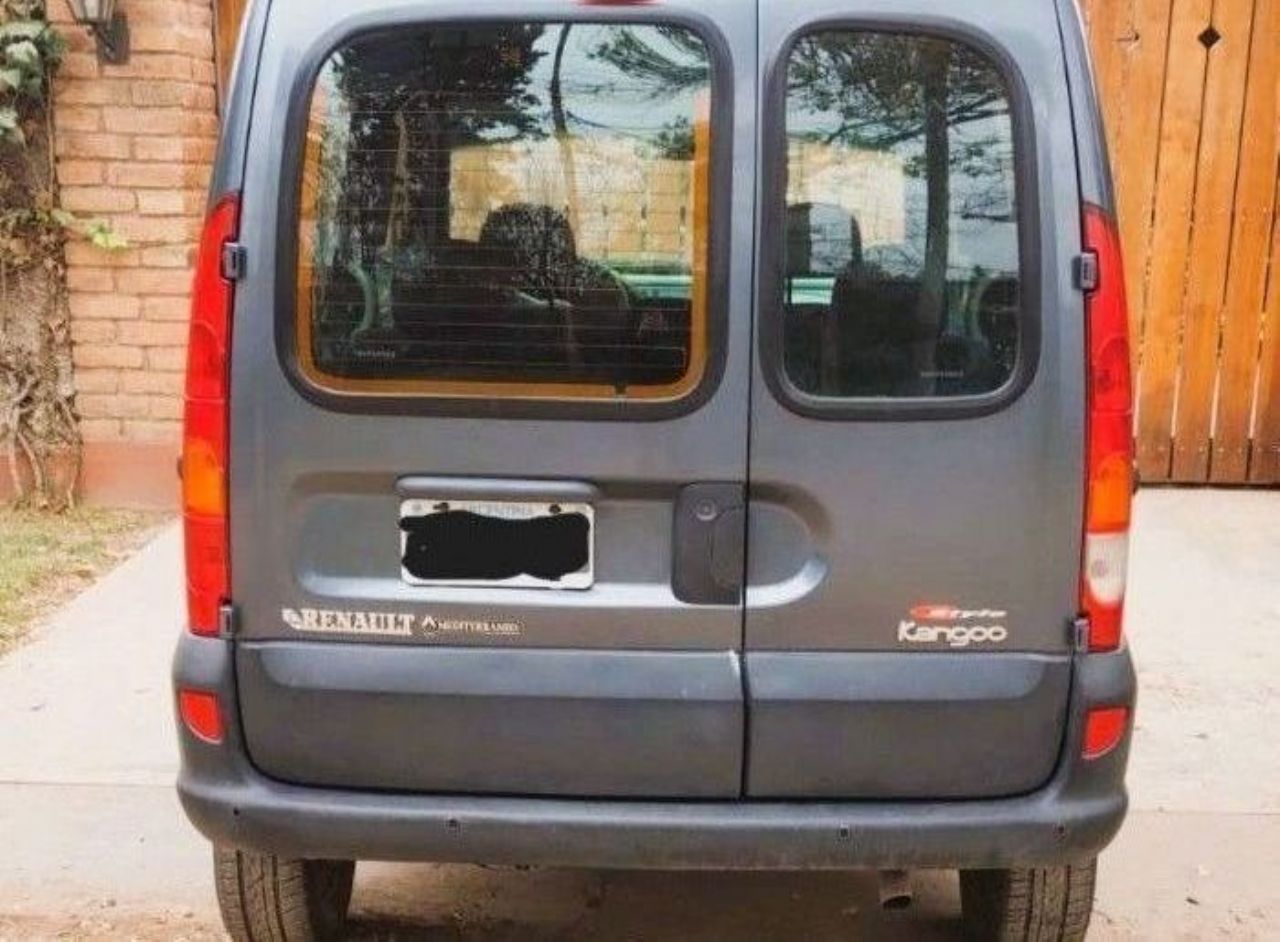 Renault Kangoo Usada en Mendoza, deRuedas