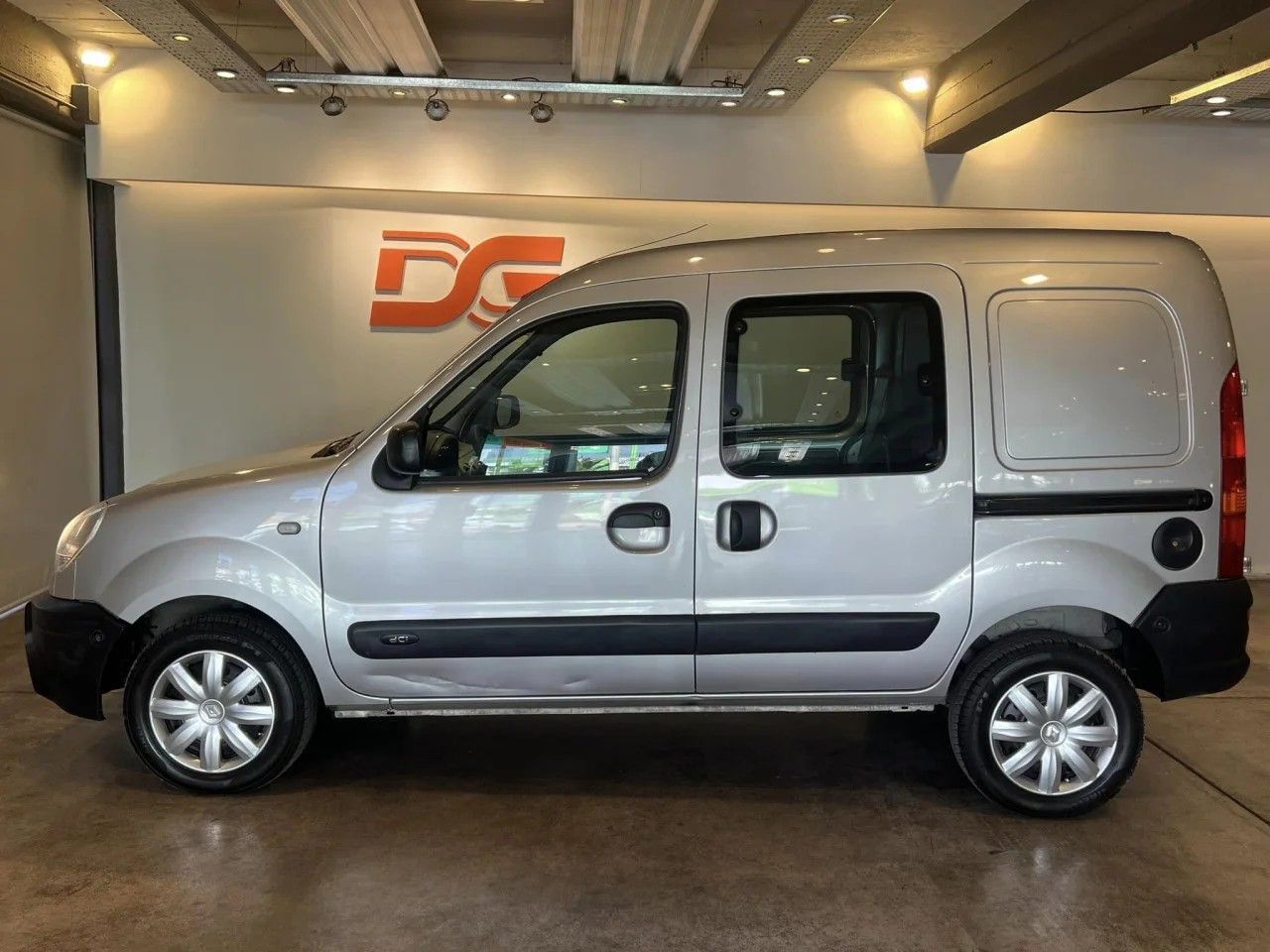Renault Kangoo Usada en Córdoba, deRuedas